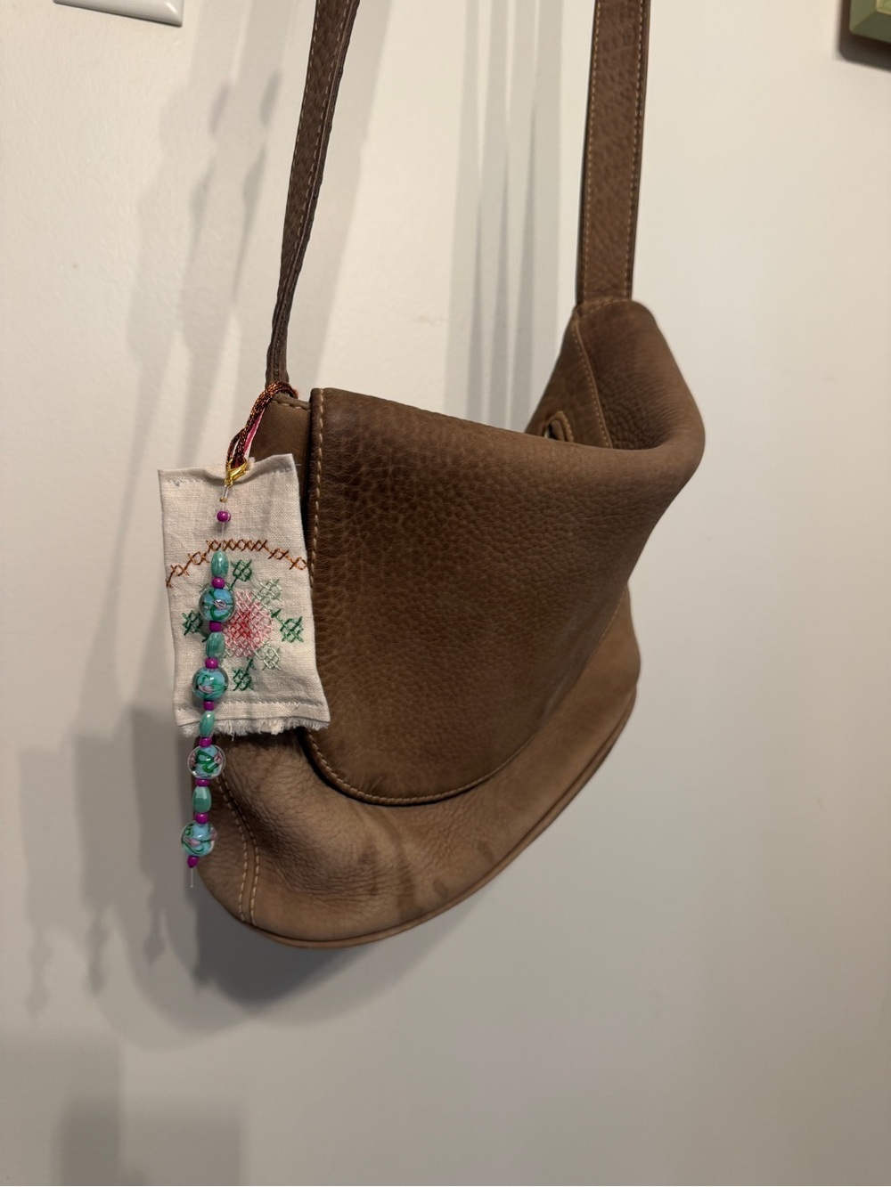 Coach Vintage Sonoma Large Flap 4935 Soft Textured Nubuck Leather in Sand Italy - Picture 3 of 13